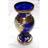 Modrá skleněná váza ručně malovaná