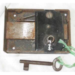 Jednostranný dveřní zámek s klíčem